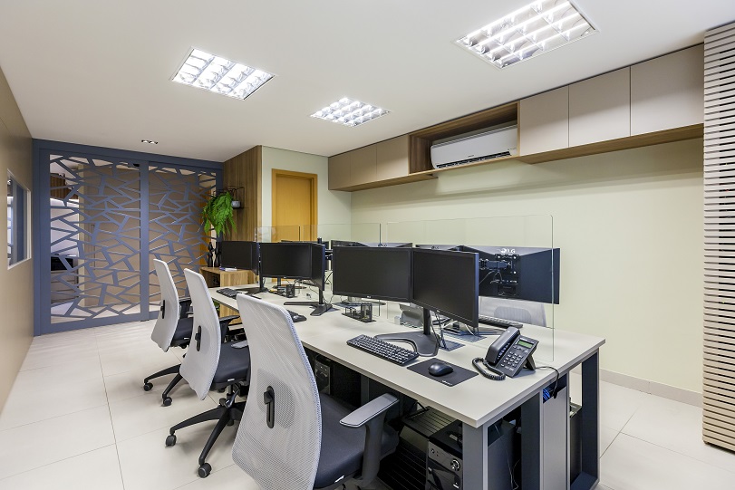 Caixa de Tomada Corporativa BH, Plataforma de Trabalho com Tomada BH, Divisória Corporativa, Divisória Especial, Painel, Mesa com Caixa de Energia BH, Estação de Trabalho Conectada BH, Caixa de Tomada Embutida BH, Mesa Compartilhada com Conexão BH, Layout Corporativo Funcional BH, Mobiliário com Conectividade BH, Ambiente de Trabalho Moderno BH, Infraestrutura Tecnológica para Escritório BH, Mobiliário Corporativo com Tecnologia BH, Soluções Corporativas Integradas BH, Estação de Trabalho Inteligente BH, Escritório com Tecnologia BH, Mobiliário Corporativo de Alta Performance BH, Mesa com USB Embutido BH, Espaço de Trabalho Produtivo BH, Escritório Inovador BH, Mobiliário Corporativo Funcional BH, Arquitetura Corporativa BH, Design Corporativo BH, Tomada para Escritório BH, Interiores Corporativos, Interiores Corporativos BH, Interiores Corporativos MG,