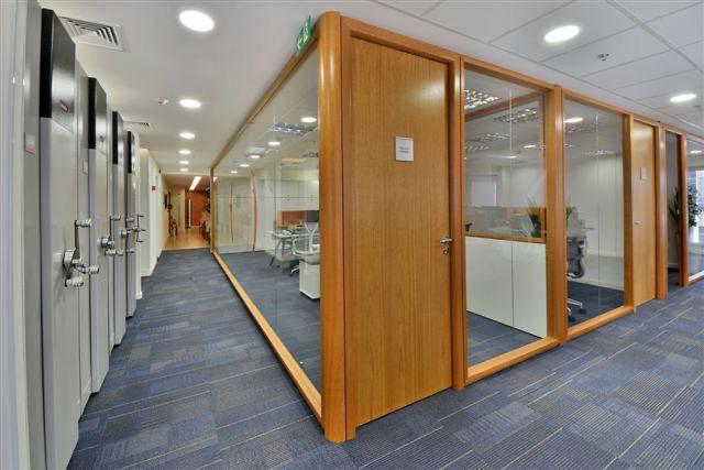 Mobiliário Corporativo BH, Divisórias Corporativas BH, Divisórias 86mm, Divisórias 42mm, Móveis para Escritório BH, Arquitetura Corporativa BH, Design de Interiores Corporativo BH, Ergonomia no Trabalho BH, Cadeiras Corporativas BH, Mesas Corporativas BH, Estações de Trabalho BH, Layout Corporativo BH, Escritório Moderno BH, Escritório Sofisticado BH, Planejamento Corporativo BH, Ambiente Corporativo Produtivo BH, Projeto de Escritório BH, Mobiliário Ergonômico BH, Soluções Corporativas BH, Mobiliário de Alta Qualidade BH, Escritório Funcional BH, Escritório Personalizado BH,