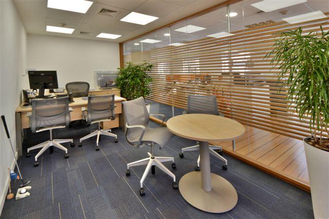 Mobiliário Corporativo BH, Mesa de Escritório BH, Cadeira Ergonômica BH, Cadeira Giratória BH, Estação de Trabalho BH, Móveis para Escritório Planejado BH, Mesa com Caixa de Tomada BH, Móveis Modulares BH, Espaço Colaborativo BH, Design Biofílico BH, Móveis Corporativos Sustentáveis BH, Arquitetura Corporativa BH, Móveis com Tecnologia Integrada BH, Layout Corporativo BH, Tendências em Mobiliário Corporativo BH,