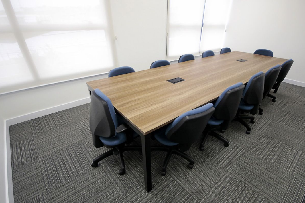 Ergonomia Corporativa BH, Mobiliário Corporativo BH, Cadeiras Ergonômicas BH, Design de Escritório BH, Produtividade no Trabalho BH, Layout Corporativo BH, Divisórias Corporativas BH, Mobiliário Sob Medida BH, Escritório Moderno BH, Conforto Corporativo BH, Planejamento de Escritório BH, Cadeiras de Alto Padrão BH, Infraestrutura Corporativa BH, Interiores Corporativos BH, Arquitetura Corporativa BH, Design de Interiores Corporativo BH, Projeto de Escritório BH, Soluções Corporativas BH, Espaços Colaborativos BH, Ergonomia e Produtividade BH,