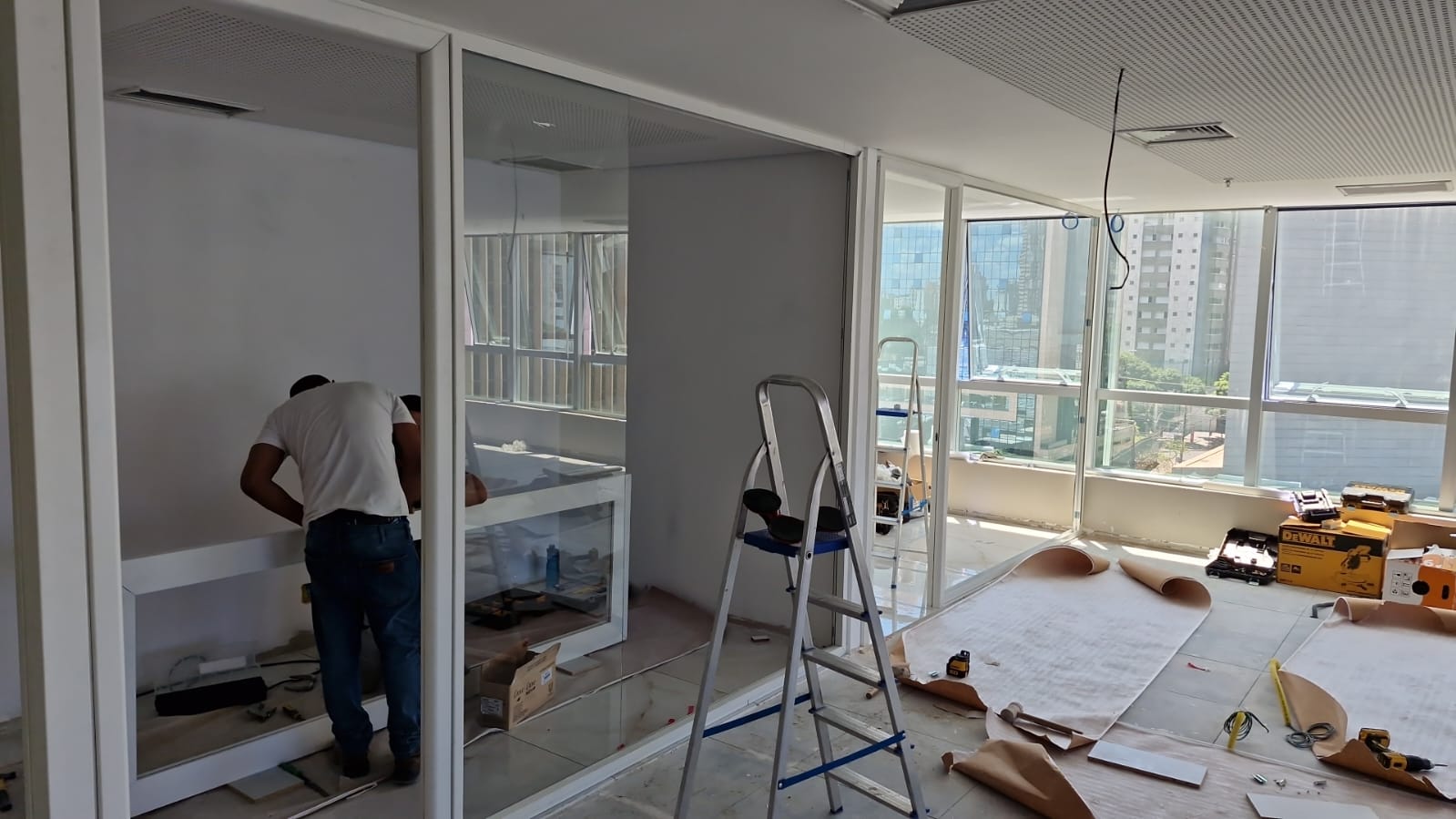 Mobiliário Corporativo BH, Divisórias Corporativas BH, Infraestrutura Elétrica Corporativa BH, Cabeamento Estruturado BH, Planejamento Técnico Corporativo BH, Escritório Moderno BH, Projeto de Interiores BH, Ergonomia Corporativa BH, Divisória de Vidro BH, Piso Elevado BH, Caixas de Tomadas BH, Mão de Obra Especializada BH, Montagem de Escritório BH, Layout Corporativo BH, Design Corporativo BH, Arquitetura Corporativa BH, Interiores Corporativos BH, Mobiliário Sob Medida BH, Soluções Corporativas BH, Engenharia de Escritórios BH,