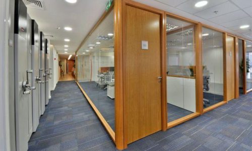 Mobiliário Corporativo BH, Divisórias Corporativas BH, Divisórias 86mm, Divisórias 42mm, Móveis para Escritório BH, Arquitetura Corporativa BH, Design de Interiores Corporativo BH, Ergonomia no Trabalho BH, Cadeiras Corporativas BH, Mesas Corporativas BH, Estações de Trabalho BH, Layout Corporativo BH, Escritório Moderno BH, Escritório Sofisticado BH, Planejamento Corporativo BH, Ambiente Corporativo Produtivo BH, Projeto de Escritório BH, Mobiliário Ergonômico BH, Soluções Corporativas BH, Mobiliário de Alta Qualidade BH, Escritório Funcional BH, Escritório Personalizado BH,