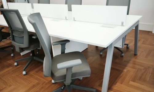 Caixas de tomadas, torres de tomadas, piso elevado, Mobiliário com tecnologia, divisória de vidro com persiana, divisória piso-teto de vidro, divisória de vidro duplo com persiana interna, divisória acústica corporativa, divisória de vidro polarizado, divisória de vidro para escritório, divisória corporativa, divisória de vidro com persiana embutida, privacidade no escritório, luz natural no trabalho, design de interiores corporativo, arquitetura corporativa, mobiliário corporativo, readequação de ambientes corporativos, divisória de vidro para sala de reunião, cabine acústica, divisória de vidro e MDF, mobiliário corporativo, soluções acústicas corporativas, Interiores Soluções Corporativas, infraestrutura de escritório, remanejamento de ambientes corporativos, mobiliário corporativo Belo Horizonte, mobiliário corporativo Juiz de Fora, mobiliário corporativo Divinópolis, mobiliário corporativo Contagem, mobiliário corporativo Betim, mobiliário corporativo Governador Valadares, mobiliário corporativo Pouso Alegre, mobiliário corporativo Varginha, mobiliário corporativo Pará de Minas, mobiliário corporativo Sete Lagoas, mobiliário corporativo Lagoa Santa, mobiliário corporativo Nova Lima, mobiliário corporativo Ouro Branco, mobiliário corporativo Brumadinho, Interiores Soluções Corporativas, Interiores Corporativos, Interiores Corporativos BH, Interiores Corporativos MG, Divisória Corporativa Divinópolis, Divisória Corporativa Varginha, Divisória Corporativa Uberlândia, Divisória Corporativa Itaúna, Divisória Corporativa Oliveira, Divisória Corporativa Formiga, Divisória Corporativa Manhuaçu, Divisória Corporativa Uberaba, Divisória Corporativa Contagem, Divisória Corporativa Nova Lima, Divisória Corporativa Betim, Divisória Corporativa Montes Claros, Divisória Corporativa Claudio, Divisória Corporativa Sete Lagoas, Divisória Corporativa Araxa, Divisória Corporativa Governador Valadares, Divisória Corporativa Pouso Alegre, Divisória Corporativa Juiz de Fora,