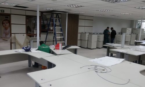 Mão de Obra Qualificada BH, Readequação de Layout BH, Infraestrutura de Cabeamento BH, Cabeamento Estruturado BH, Mobiliário Corporativo BH, Divisória em Vidro BH, Divisória Piso Teto BH, Piso Elevado BH, Cadeiras Ergonômicas BH, Sofá Modular Corporativo BH, Mesa de Trabalho com Gaveteiro BH, Caixa de Tomada BH, Layout Corporativo BH, Design de Escritório BH, Ergonomia Corporativa BH, Escritório Moderno BH, Projeto Corporativo BH,